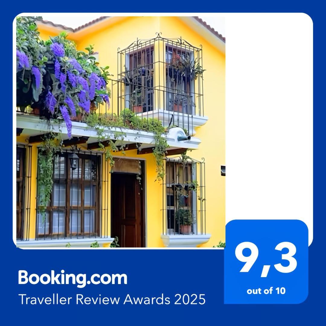 Villas Santa Ana-Ricardo Antigua ภายนอก รูปภาพ