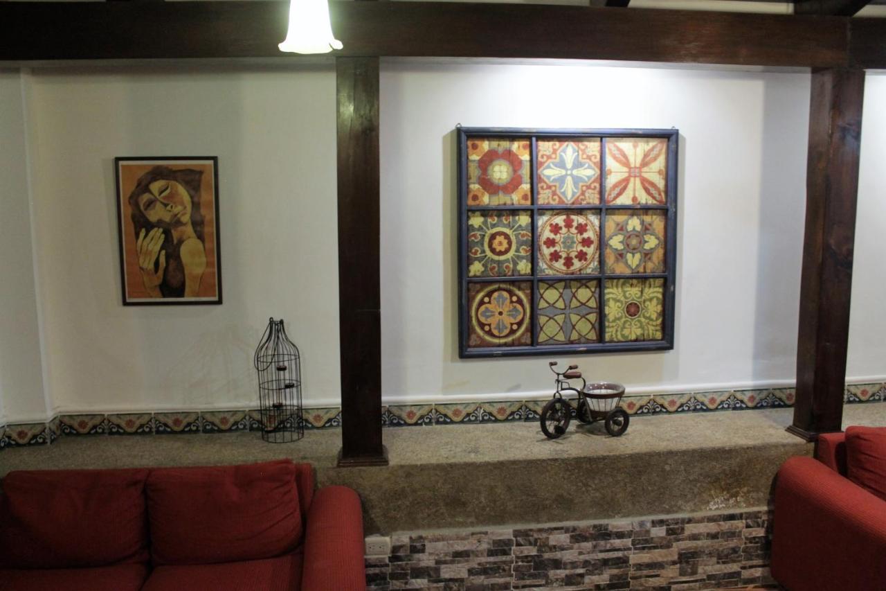 Villas Santa Ana-Ricardo Antigua ภายนอก รูปภาพ
